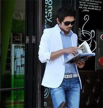 【图】看时尚达人将男士白色外套搭配出潮流感