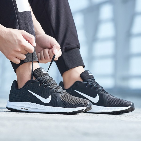 Nike耐克男鞋跑步鞋网面透气轻便休闲运动鞋908984